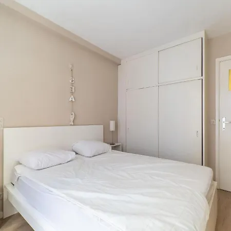 Apartment Nice In By The North Sea